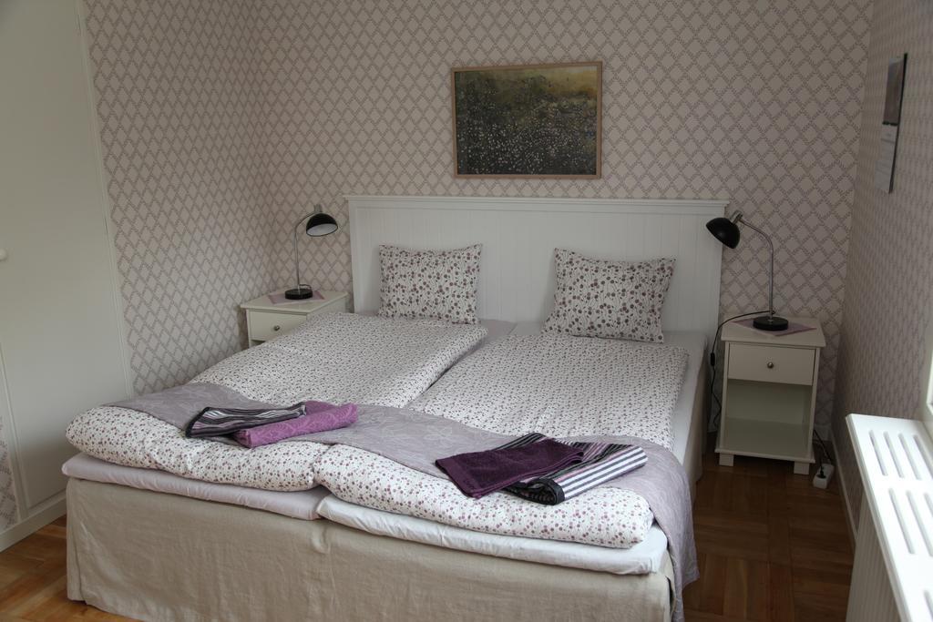 Které jsou ty nejlepší hotely v okolí atrakce Sandgrund Lars Lerin? Karlstad Pokoj fotografie